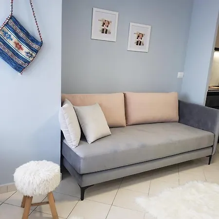 شقة Nr. 28. E Luminoso شكودر